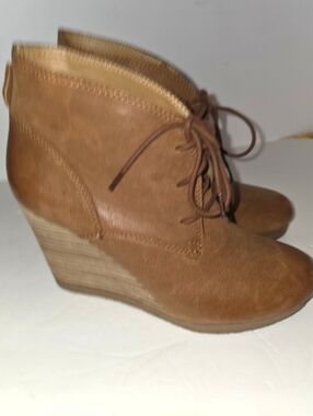 Lucky Brand Almond Brown Suede Wedge Ankle Bootie Size 6.5 High Block Heel